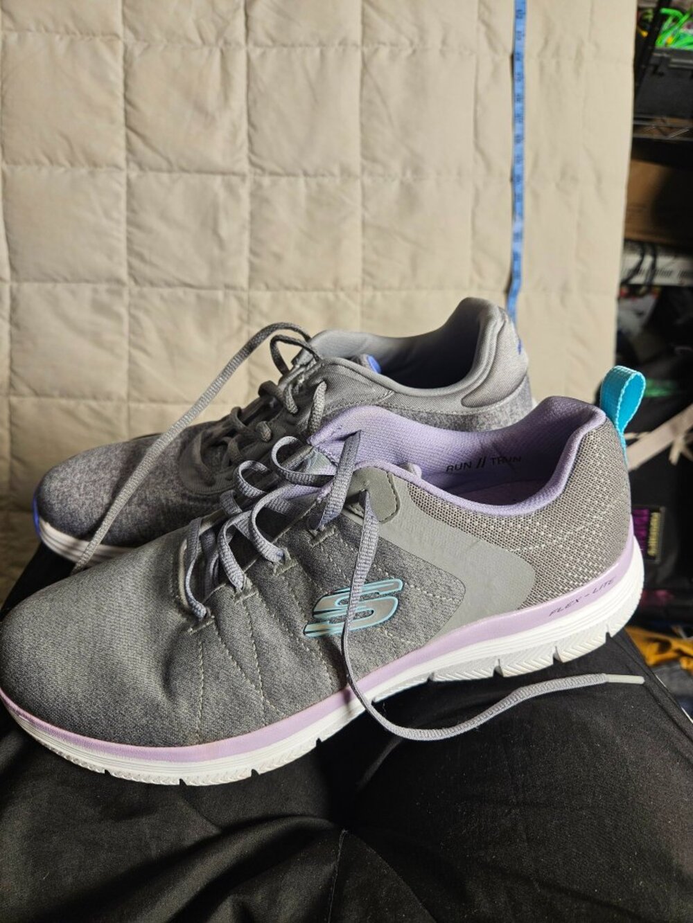 Skechers Vapor Foam Flex-Lite Gray Lavender Women's 10 Mismatched